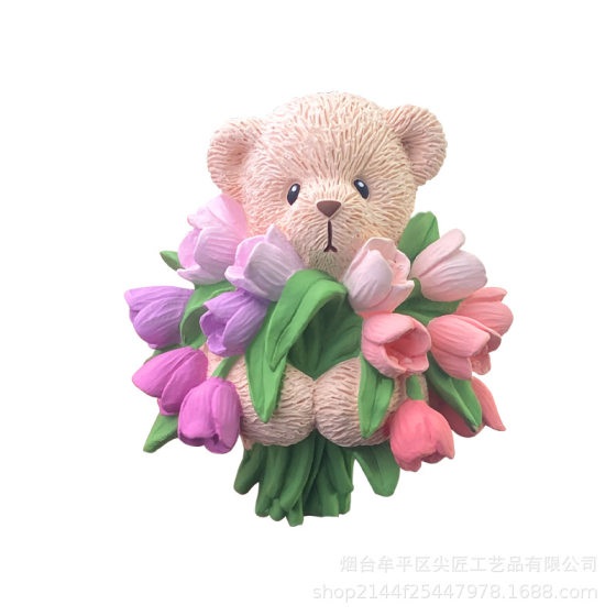Tulip cute bear car perfume aromatherapy Mercedes-Benz car air conditioning air outlet decoration car interior products expansion Stone