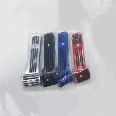 Suitable for Changan Deep Blue SL03 brake and accelerator pedal covers, S7 sports metal aluminum alloy anti-slip interior modification (Dekorativ pedal başlıqları) - silver-throttle-and-brake-two-piece-set
