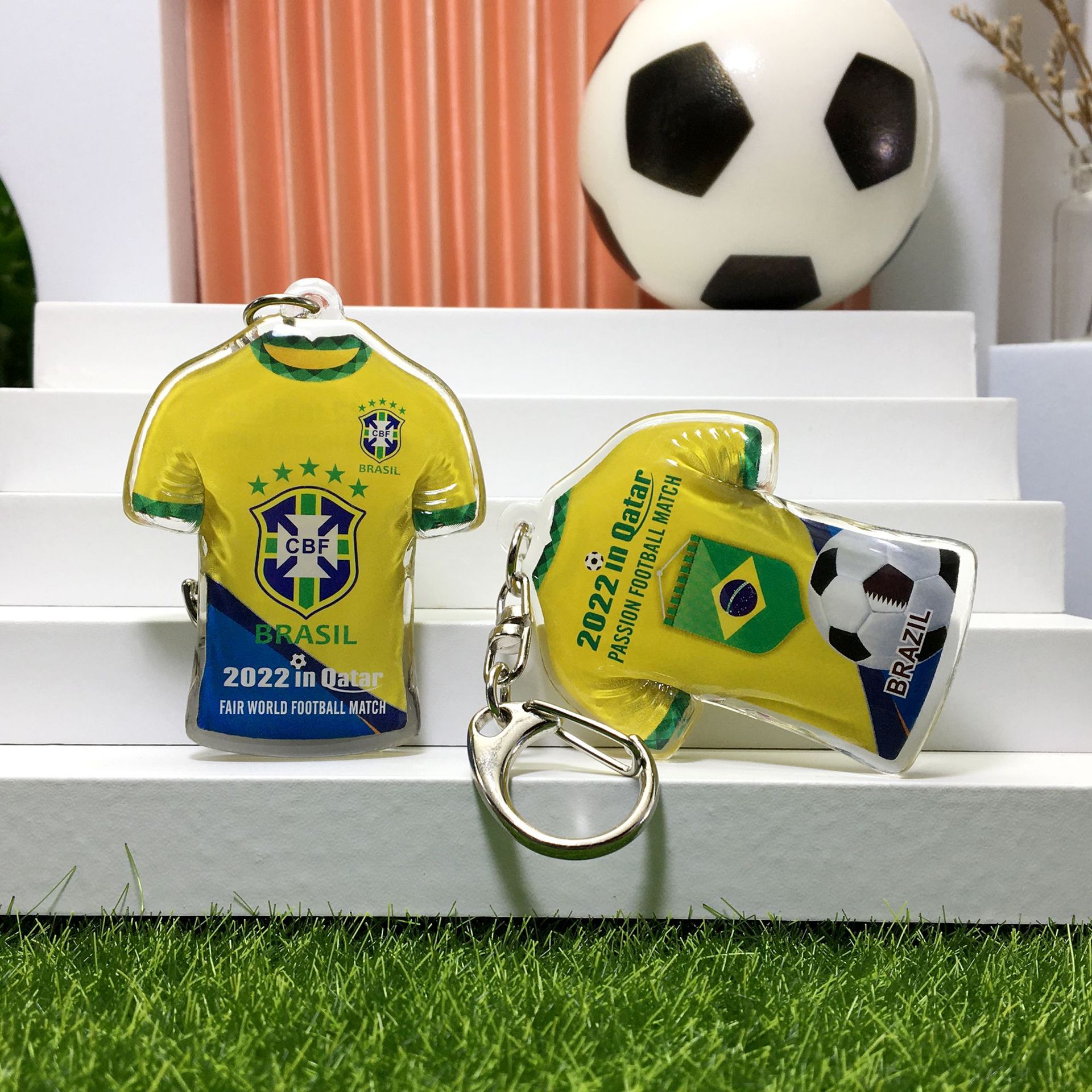 巴西队-队徽+旗帜+足球