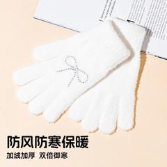 ベルベットを厚くして保温して手袋を分けます。