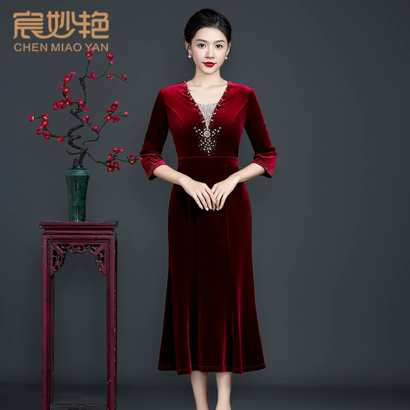 Autumn velvet dress for mother, for middle age