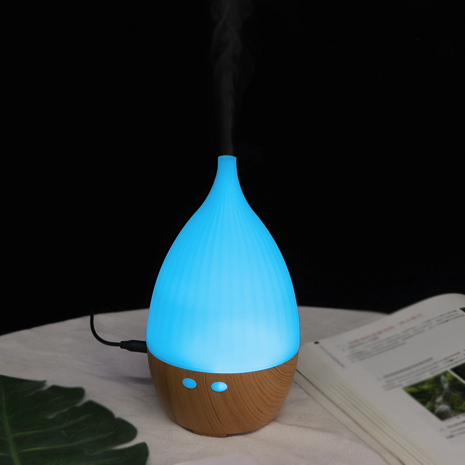 Humidificador de aromaterapia de 5v de grano de madera transfronterizo, máquina de aromaterapia de aceite esencial, luz ambiental colorida, humidificador de escritorio de oficina doméstica