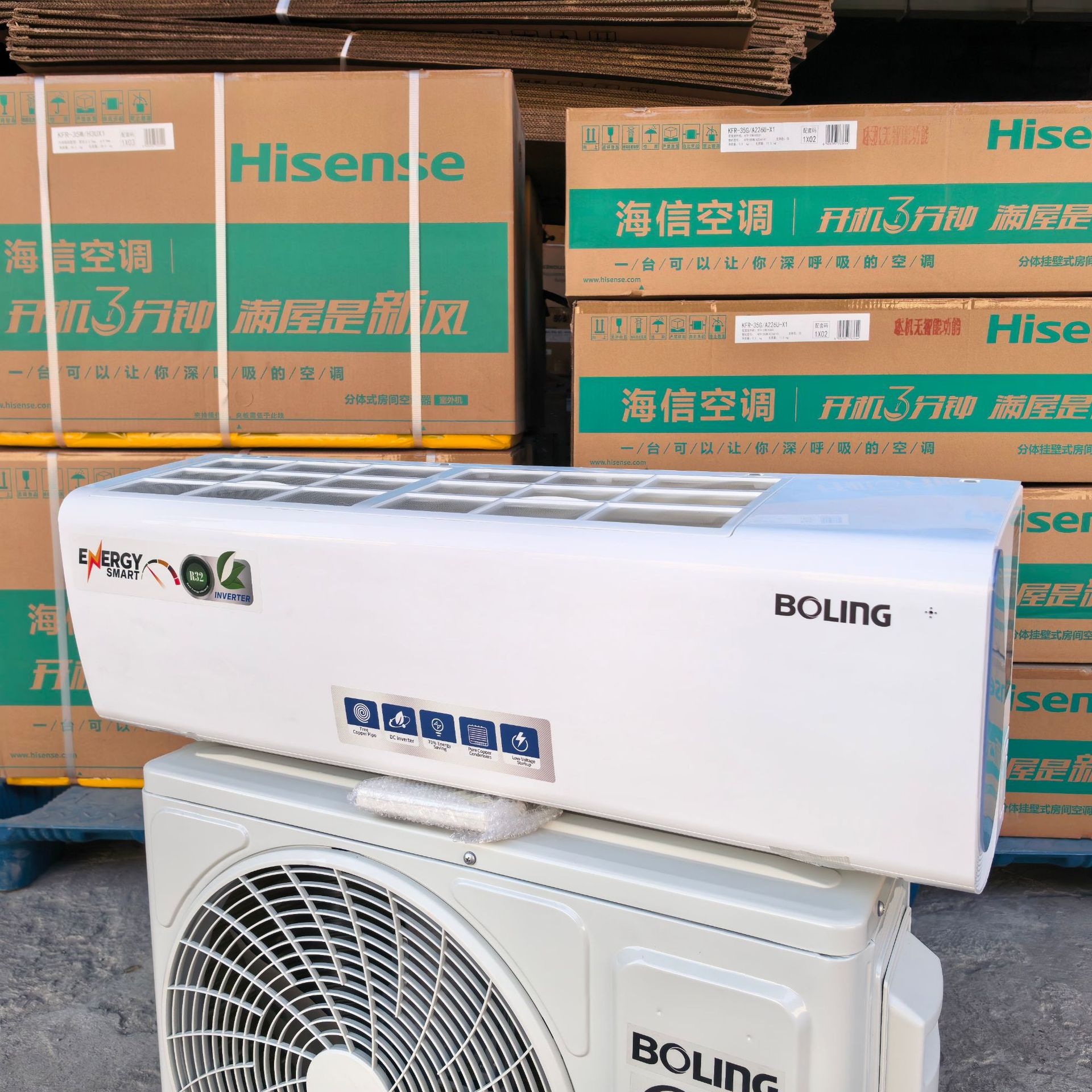 Exportación de comercio exterior 9000 / 12000BTU 1 / 1.5HP 220V / 50hz aire acondicionado colgante inverter refrigerado único