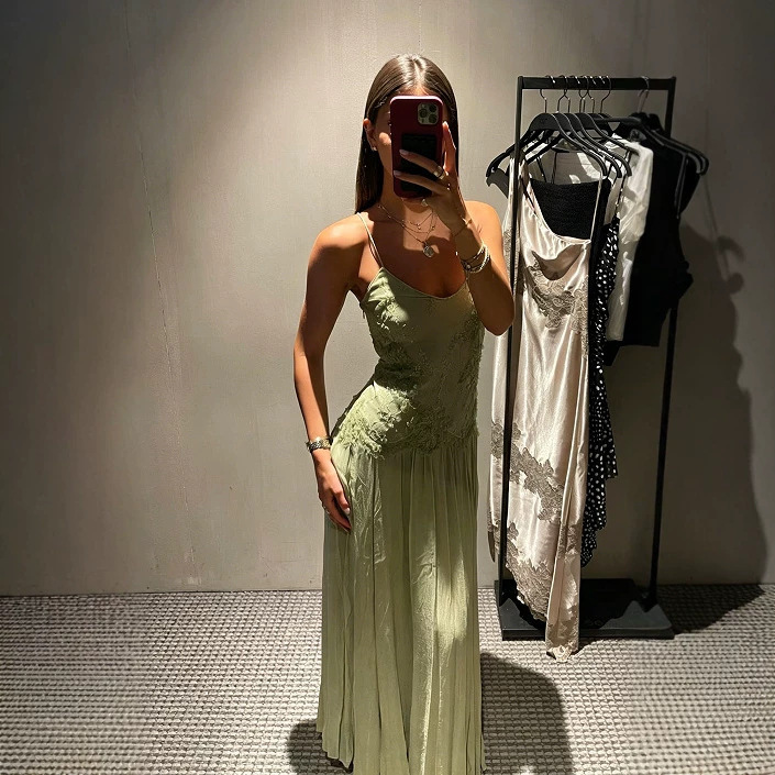 European and American Cross-Border 2026 Summer Women's Dress Embroidered Sequin Floral Slim Fit Pleated Strap Dress Long Dress for Women European and American Cross-Border 2026 Summer Women's Dress Embroidered Sequin Floral Slim Fit Pleated Strap Dress Long Dress for Women