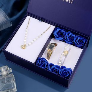 �羳Ů���ֱ��Y�����b�p���~����������僽�Ůʿ���������