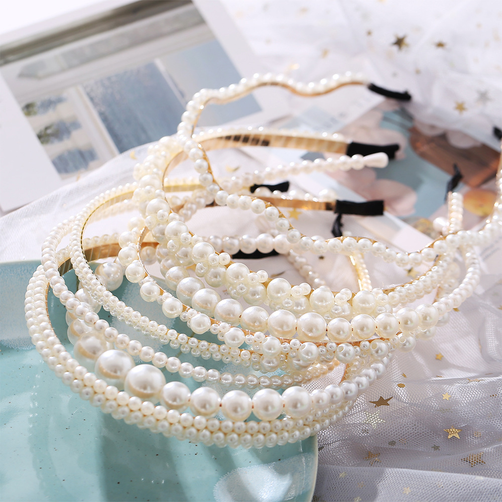 Simple Wave Pearl Headband display picture 2
