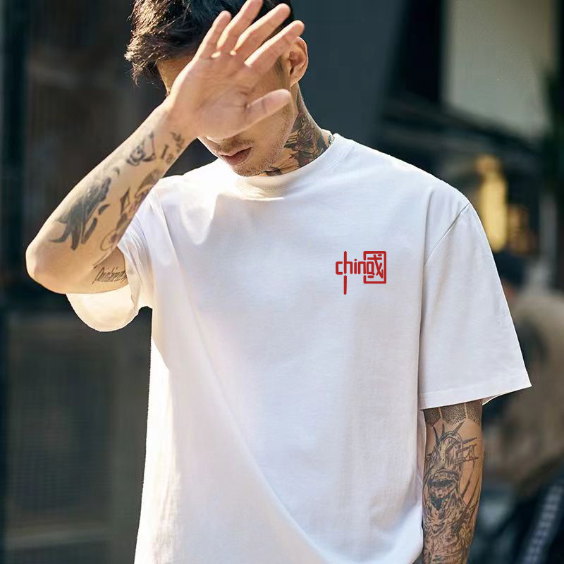 Verano hombre camiseta de moda juvenil blanco puro cuello redondo impresión de topas casuales retro pareja