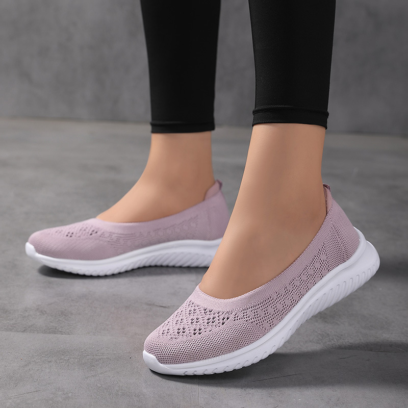 Zapatos de madre para mujeres de comercio exterior nuevos viejos zapatos de tela de Beijing con suela suave, zapatos deportivos casuales para hombres mayores, zapatos de mujer grandes transfronterizos