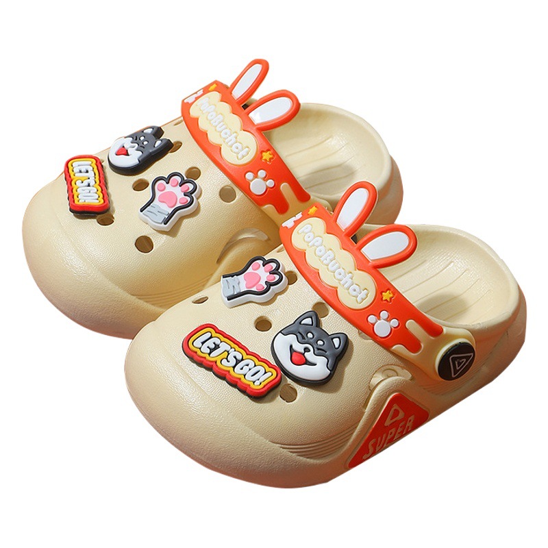 Zapatillas para niños verano nuevos zapatos de agujero de fondo suave zapatos de punta antideslizante para interiores y exteriores dibujos animados niños y niñas zapatillas para niños