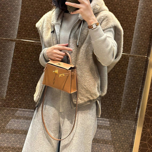 Ů�b�n���|���TŮ�b��؛��ë�BñƤ�R�� �h��ëë���� 2026�¿�