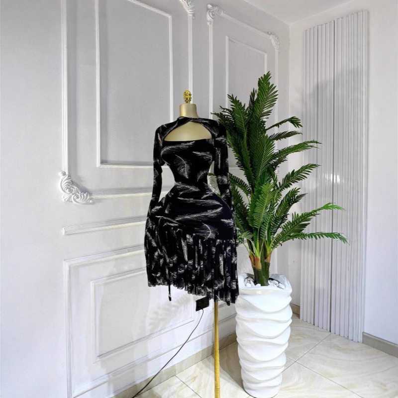In-Stock 2026 Cross-Border European and American Women's Autumn Long-Sleeve Pleated Hollow-Out Slimming Elegant Feather Print Dress In-Stock 2026 Cross-Border European and American Women's Autumn Long-Sleeve Pleated Hollow-Out Slimming Elegant Feather Print Dress