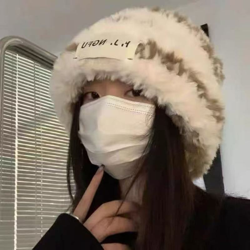 毛绒绒条纹帽子女显脸小针织帽保暖韩版可爱护耳毛线帽逛街大头围|undefined