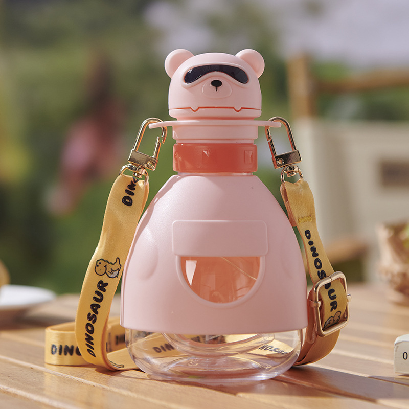 Beber taza de dibujos animados taza de paja tritan material bebé beber gran vientre taza niños beber taza estudiante al por mayor