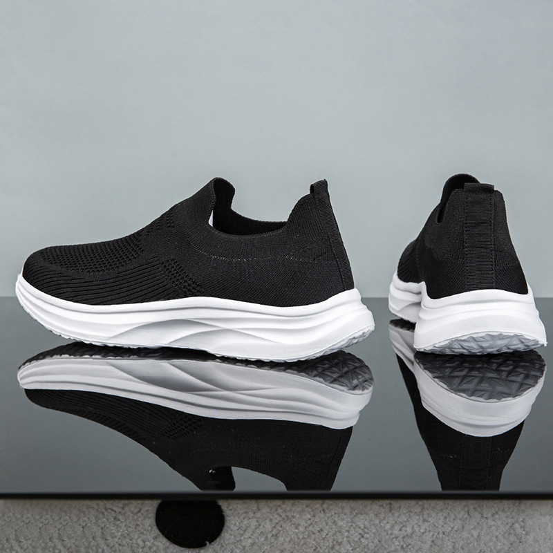 39-45 Export Men's Shoes Lightweight Soft-Soled Sports Shoes New Breathable Socks Shoes Lazy One-Legged Men's Casual Shoes