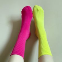 彩色袜子女中筒秋ins多巴胺长袜糖果色冬季纯棉秋冬运动长筒女士