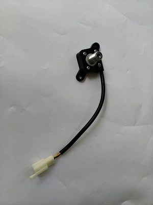Motorcycle Modified Digital Instrument Mechanical Instrument Steel Wire Flexible Shaft to Electronic Signal Speedometer Conversion Head