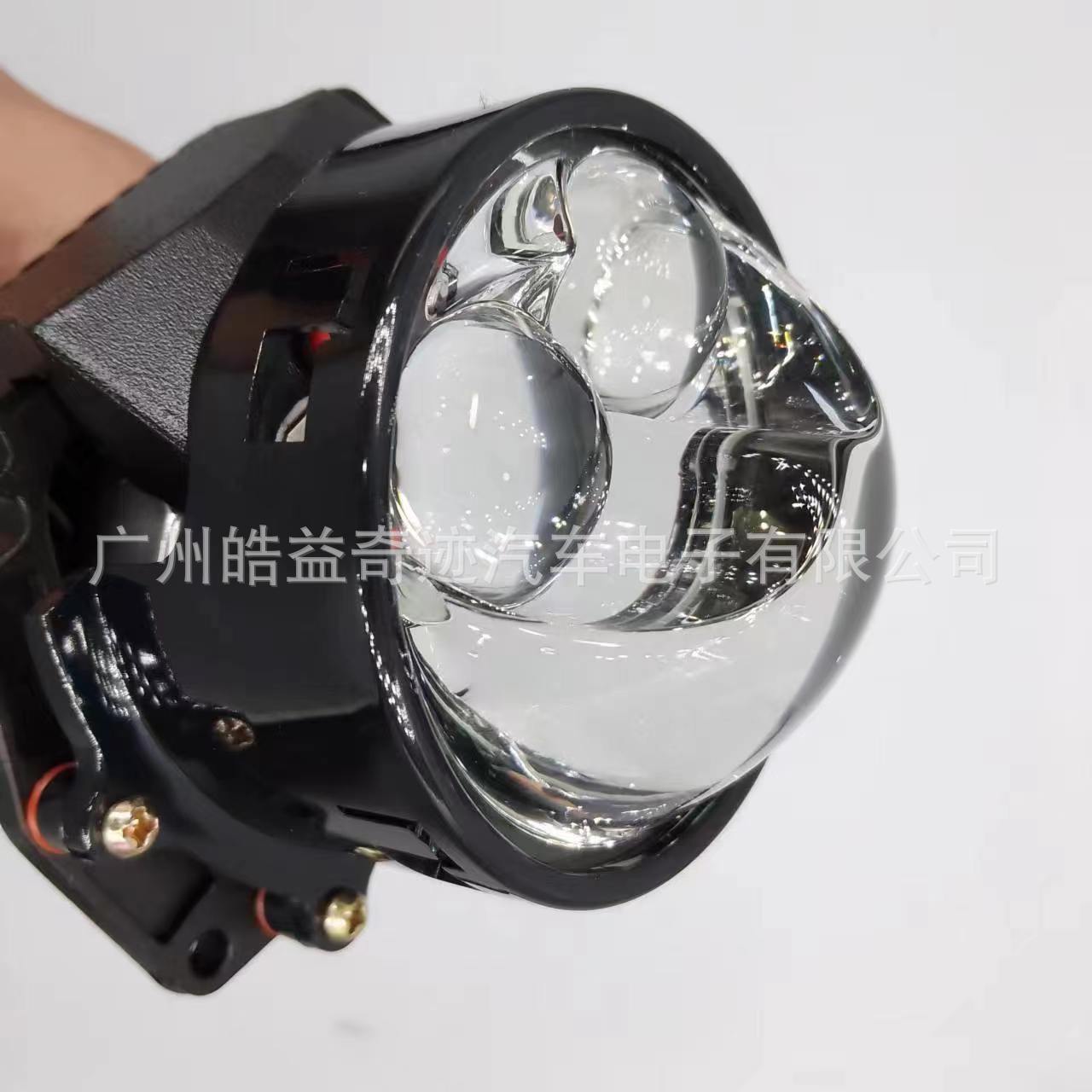 Nuevo coche lámpara de actualización modificado LED lente láser 75W coche universal lejos y cerca de la linterna del coche integrado