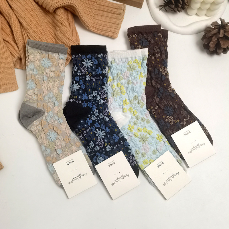 Korean Gg New Socks Concave and Convex Floral Stereo Pleated Mid-Tube Women's Socks New Mid-Waist Cotton Socks Preppy Popular