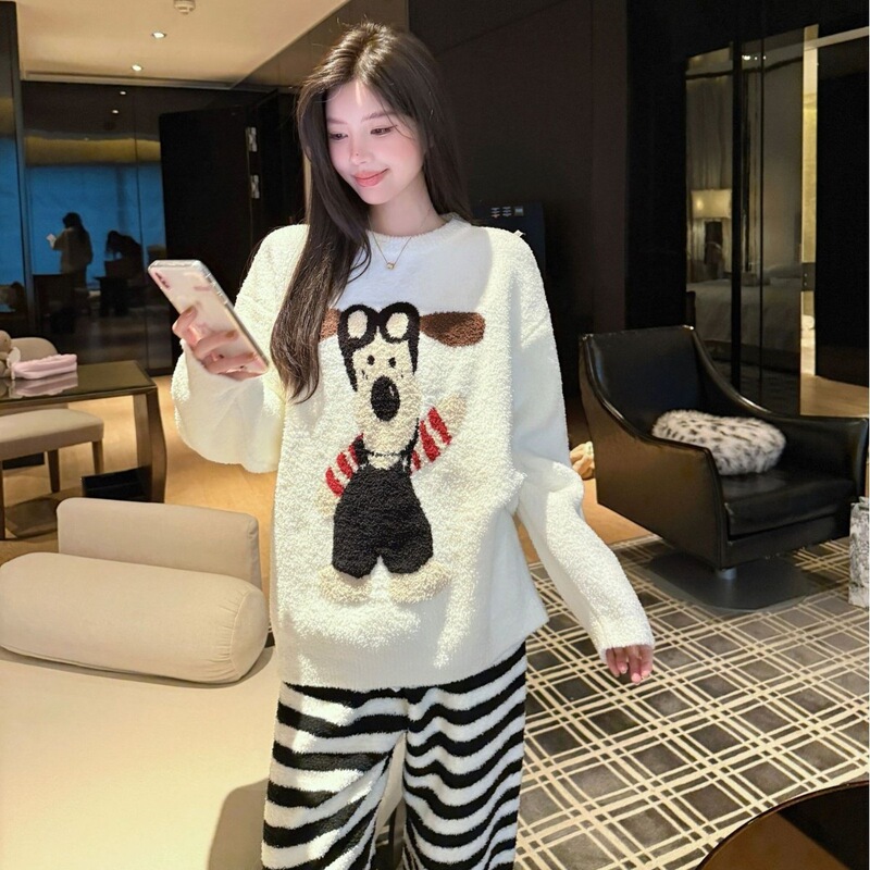 Winter soft home-wear loungewear, coral fleece warm and thickened half-fleece set, women's pajamas, Korean sweet style Winter soft home-wear loungewear, coral fleece warm and thickened half-fleece set, women's pajamas, Korean sweet style