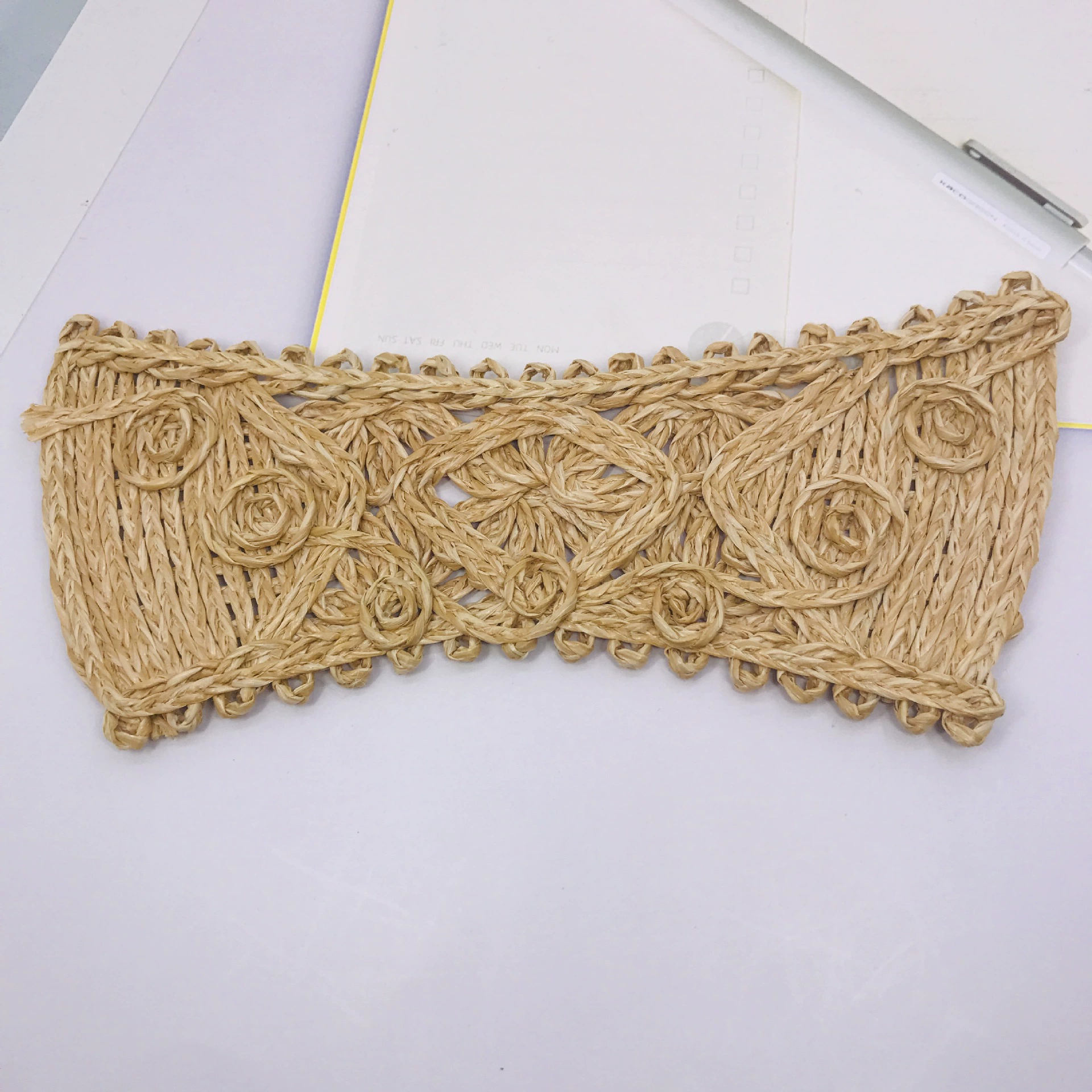 Источник производителя PPPЦао вышивка верхняя обувь аксессуары PP тканые сандалии