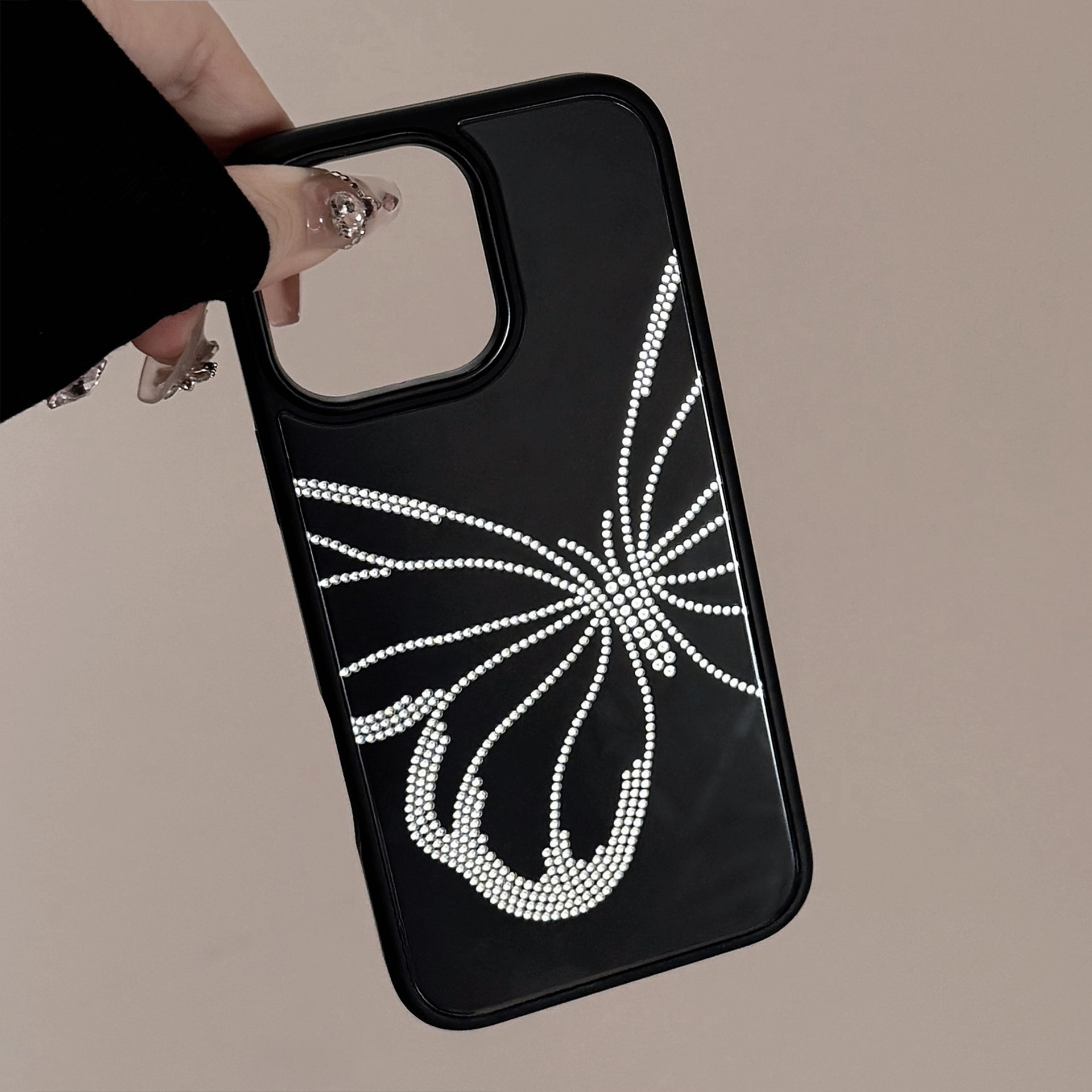Schützende Handyhülle Mit Goldenem Schmetterling Für Iphone Modelle_voghion.com