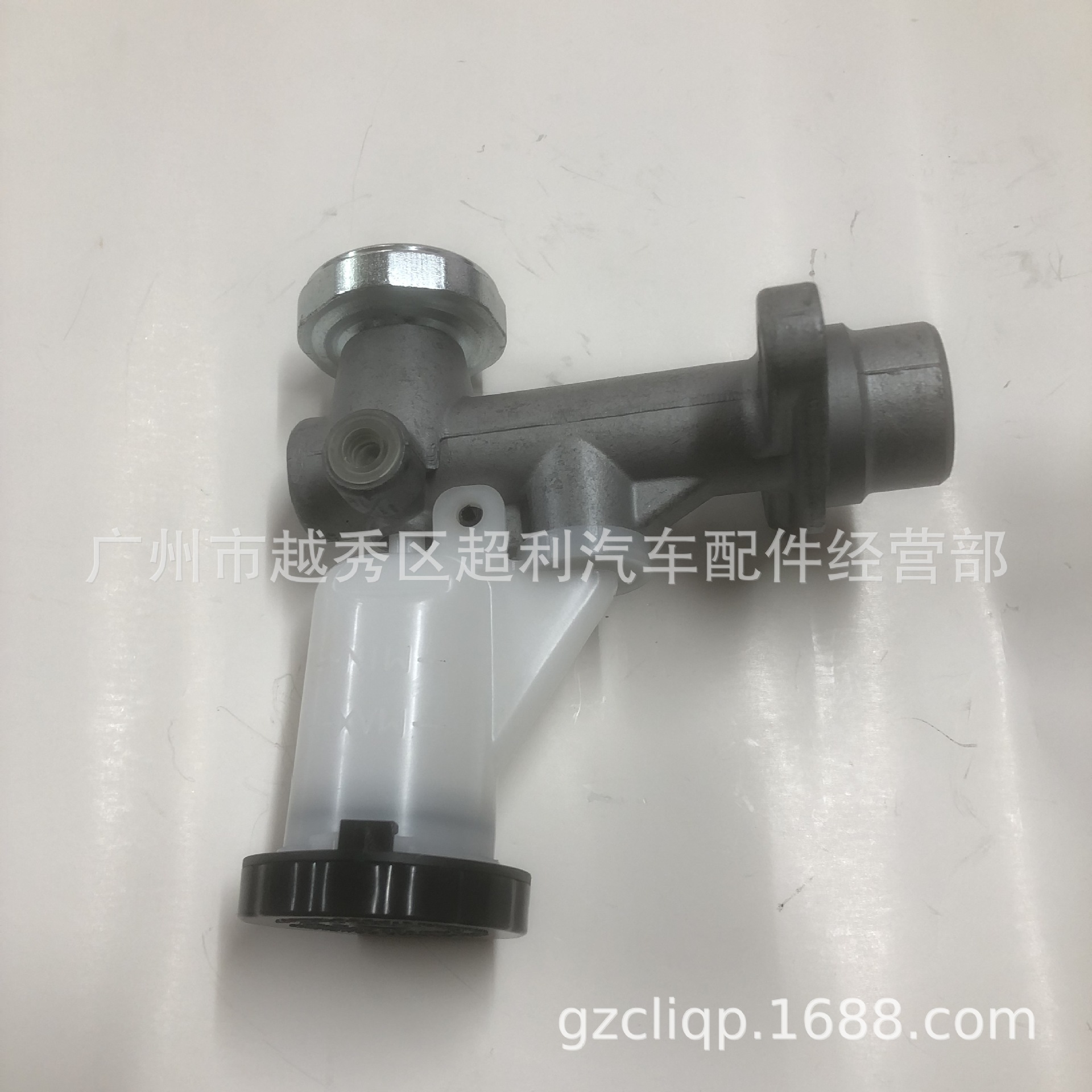 Applicable to 30610-Vb000 30610-Vb00A 30610-Vb001 Y61 Clutch Master Cylinder