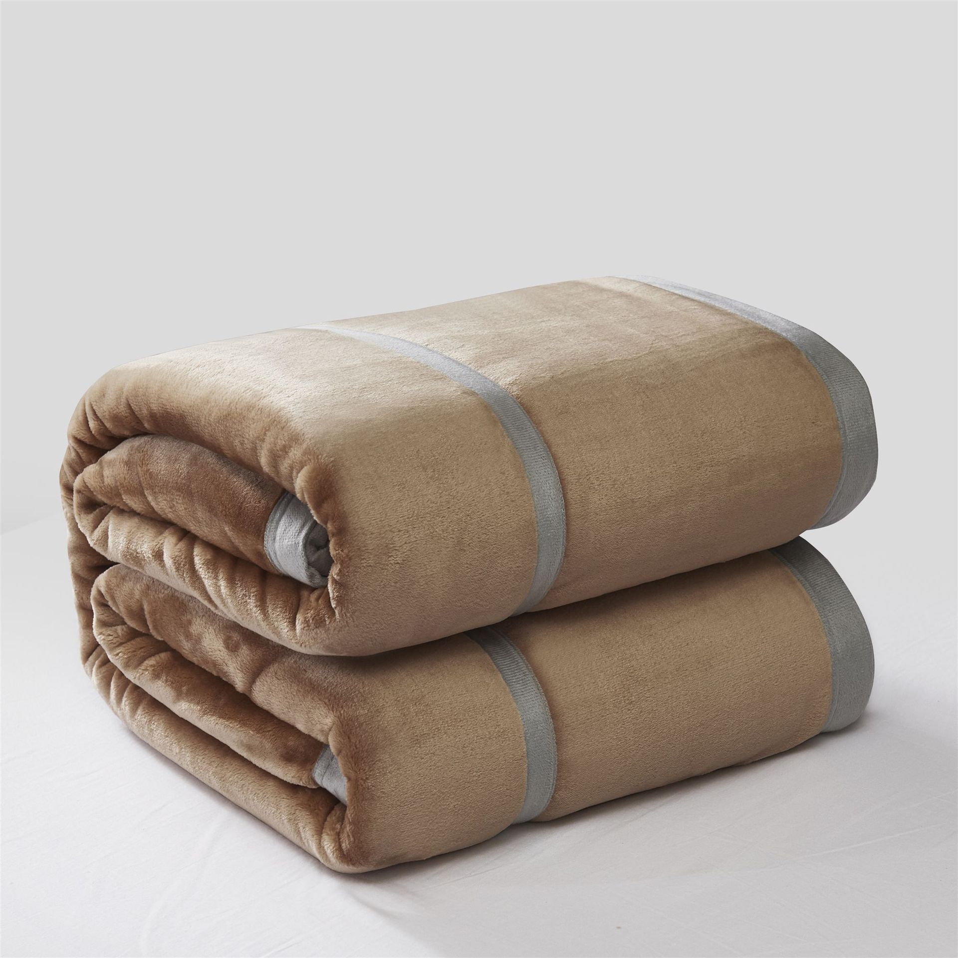 Color sólido engrosada piel manta cubierta de franela manta coral polar siesta manta regalo transfronterizo al por mayor