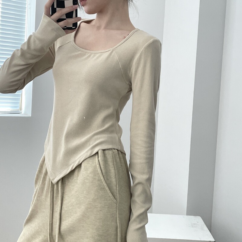 Korean style square collar irregular long sleeves Korean style square collar irregular long sleeves