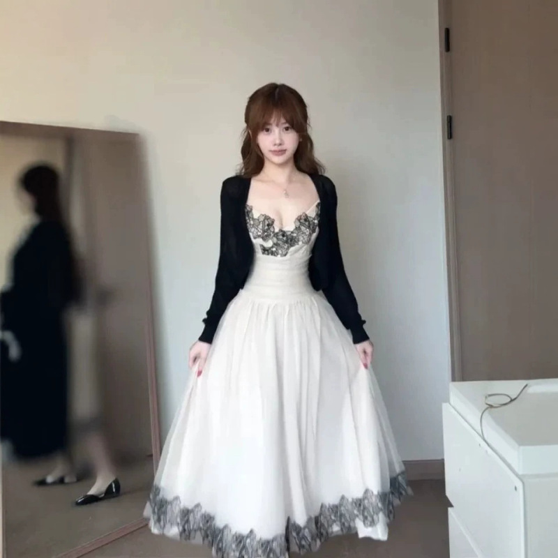 Solo Hot~Lace Secret Paradise~Sexy Lace Suspender Dress French Lace Patchwork Waist-Cinching Mesh Dress for Women