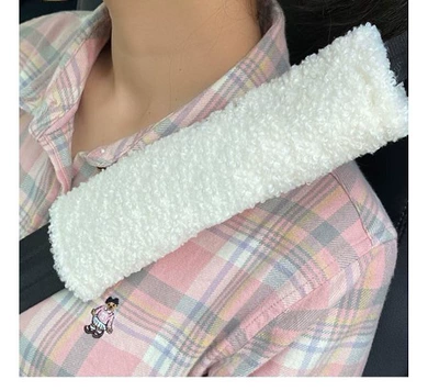 Car Seat Belt Car Shoulder Seat belt shoulder pad - lamb-fleece-unpatterned-white-shoulder-pad