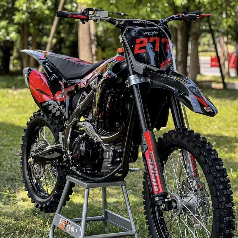 M1 Mojo Shock-Absorbing Bicycle 300Cc Black and Red High-End Off-Road Motorcycle for Dual Use on Tracks and Trails M1 Mojo Shock-Absorbing Bicycle 300Cc Black and Red High-End Off-Road Motorcycle for Dual Use on Tracks and Trails