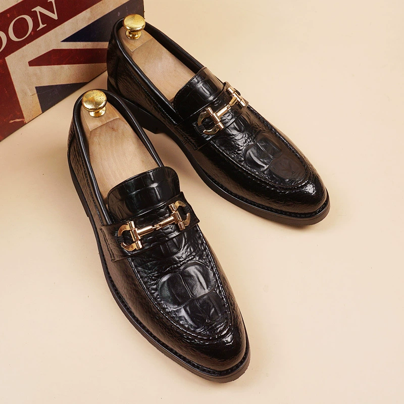 Винтажные Модные мужские повседневные кожаные туфли с крокодиловым узором и острым носком без шнуровки стилист модная обувь в Корейском стиле с внутренней высотой