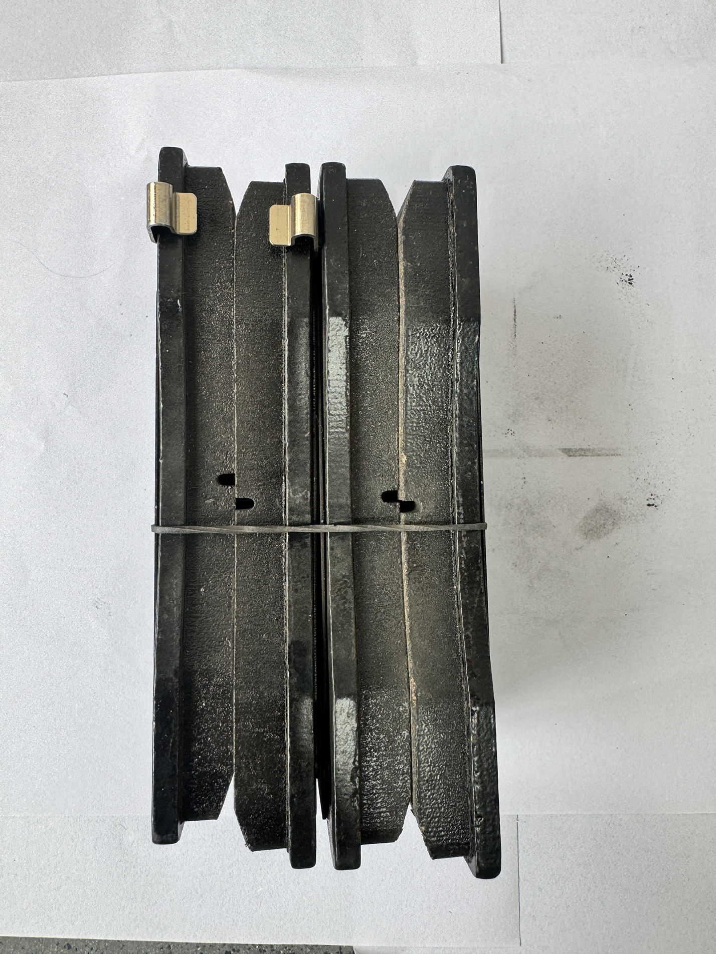Suitable for Tesla Model 3/Refreshed 3 Brake Pads, Standard Version, Front Wheel Brake Pads 8008240-00-C