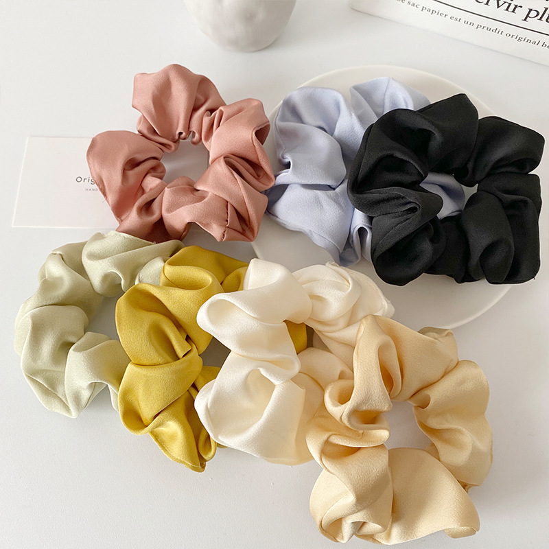 Women's Simple Style Solid Color Cloth Hair Tie display picture 1