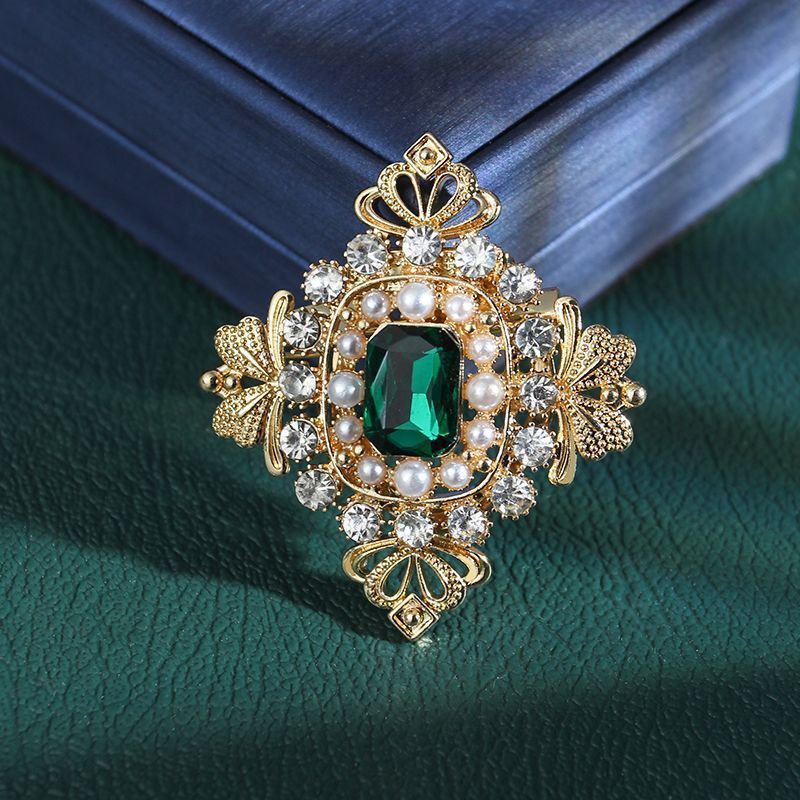 Spilla da bavero retrò di lusso, classica, con cristalli verdi, spilla vintage alla moda, accessorio distintivo per giacca da uomo e da donna_voghion.com