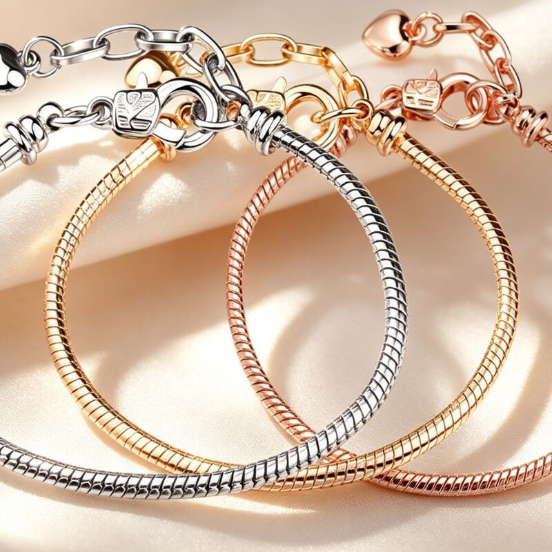 High-end titanium steel bracelet, fashionable commuter bracelet, European and American stainless steel heart bracelet, light luxury internet celebrity girl's bracelet High-end titanium steel bracelet, fashionable commuter bracelet, European and American stainless steel heart bracelet, light luxury internet celebrity girl's bracelet