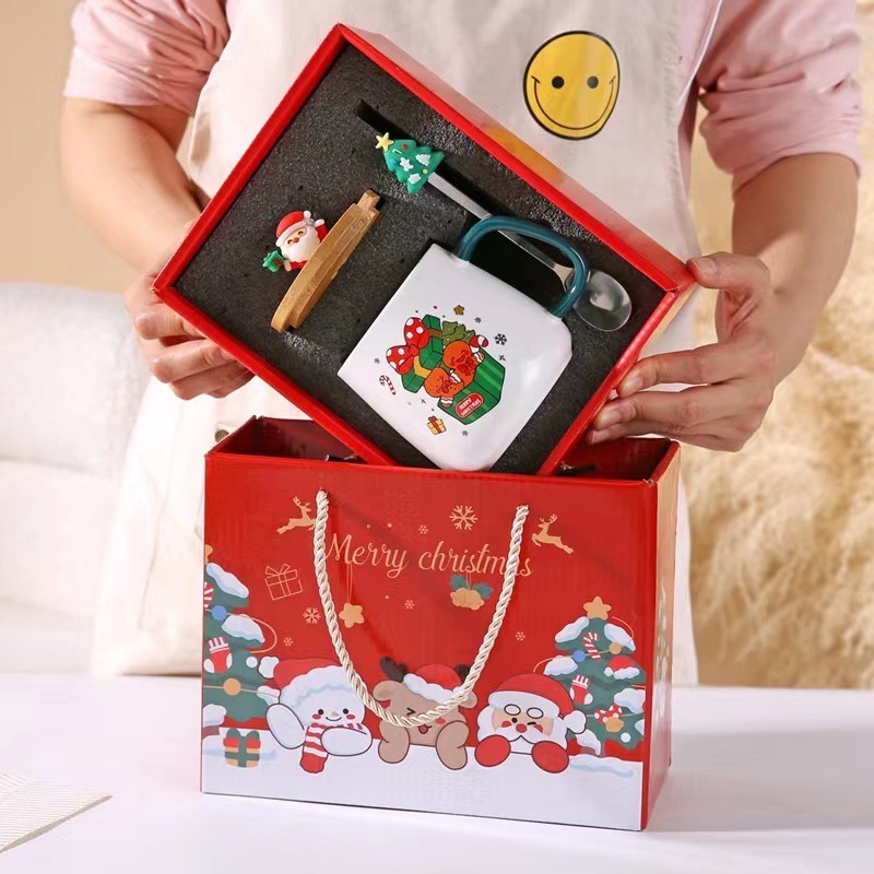 Christmas gift-gift box