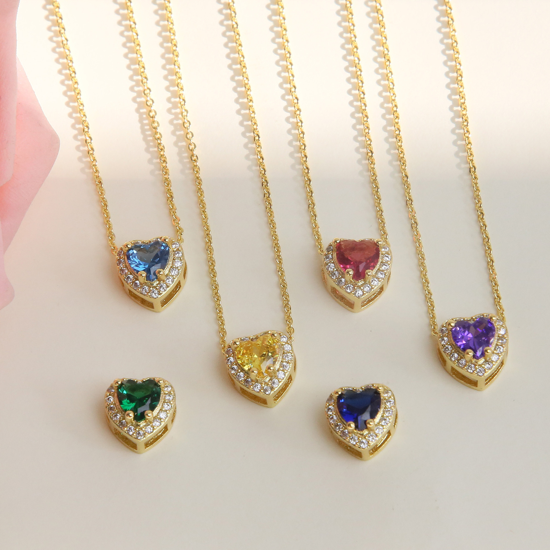 All Seasons Season Women's Gender Wholesale Jewelry Sweet Classic Style Heart Shape Copper Plating Cable Chain Pendant Necklace