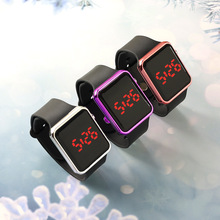 现货批发新款电镀方形电子手表中小学生墨镜时尚户外运动LED手表