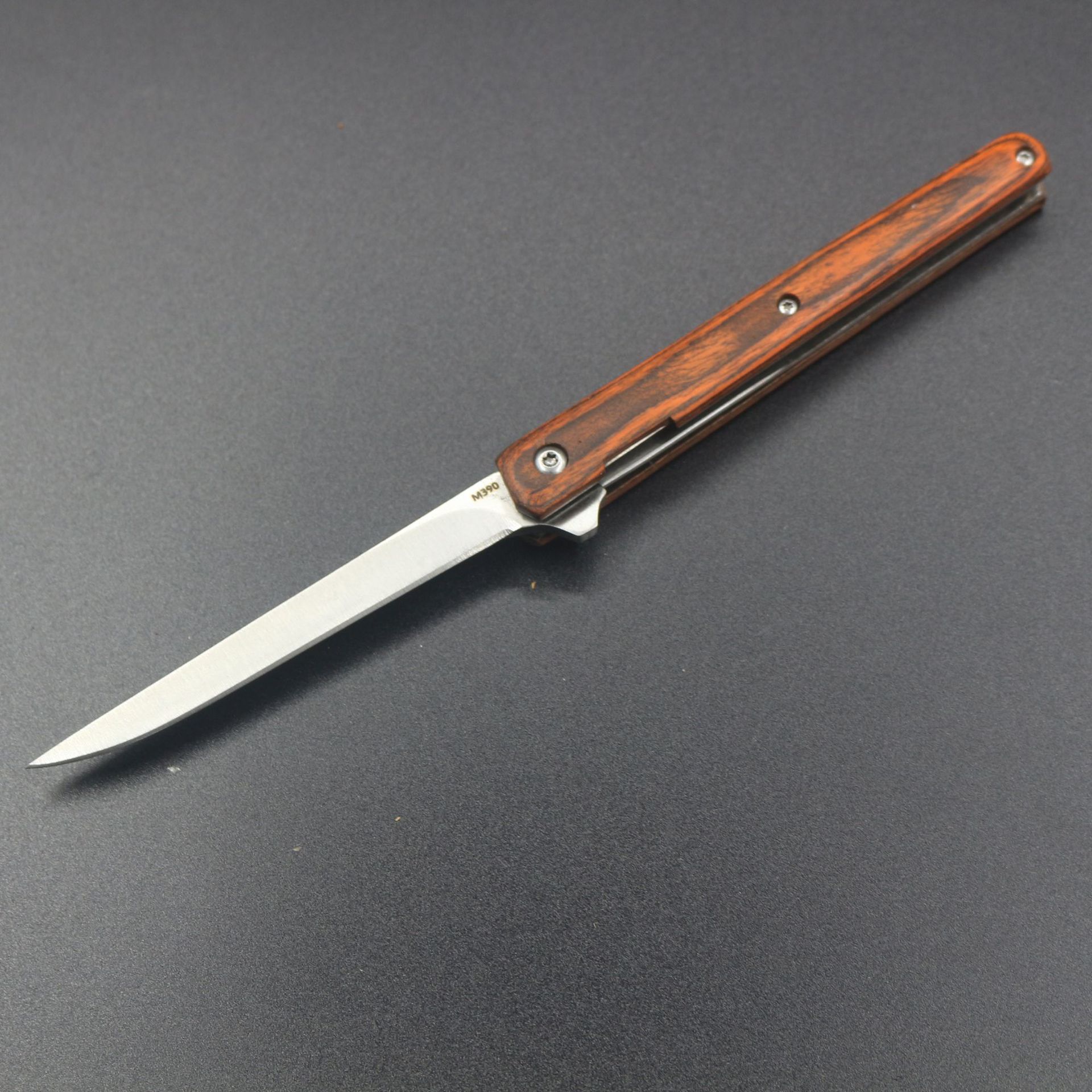 Fábrica al por mayor de alta dureza al aire libre magia pluma cuchillo m390 sándalo cuchillo portátil bolsillo mini cuchillo de fruta