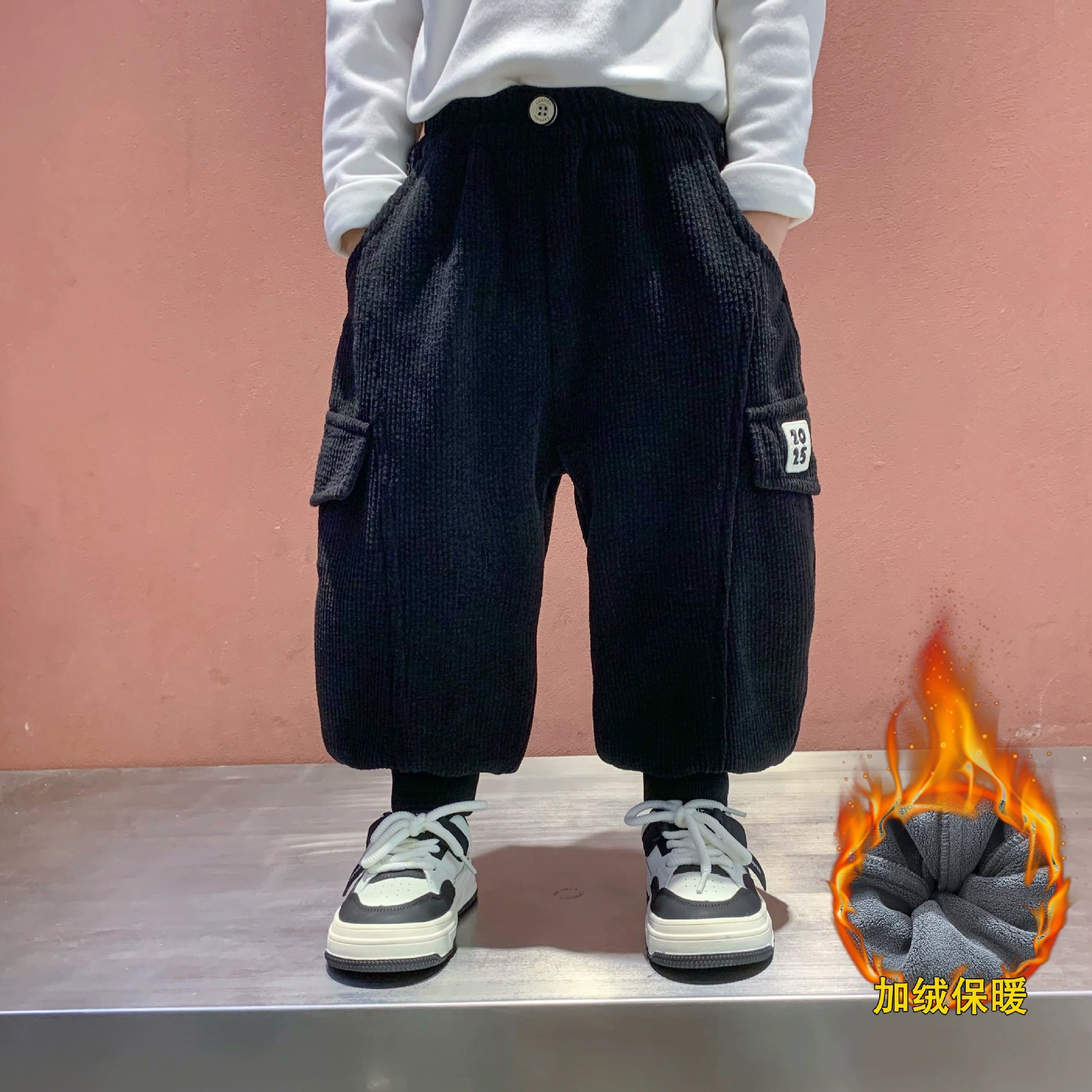 Брюки на флисовой подкладке для мальчиков, зима 2024, новые детские теплые длинные брюки из флиса, стильные детские утолщенные повседневные брюки