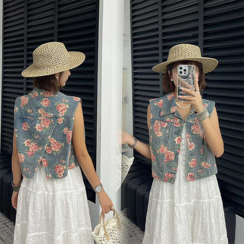 女士牛仔马甲拔色印花水洗复古上衣外套