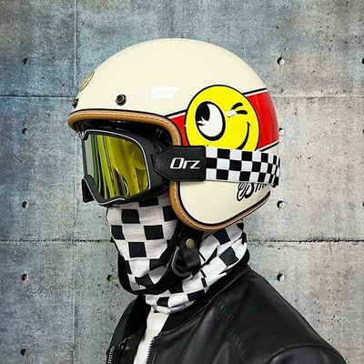 and Women's Half Helmet Cruise | Dəbilqə (Kaska) aksesuarları - m-smile-black-and-white-with-black-gold