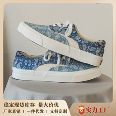 情侶板鞋男2024春季新款印花拼接帆布鞋男百搭低幫休閒鞋男鞋批發