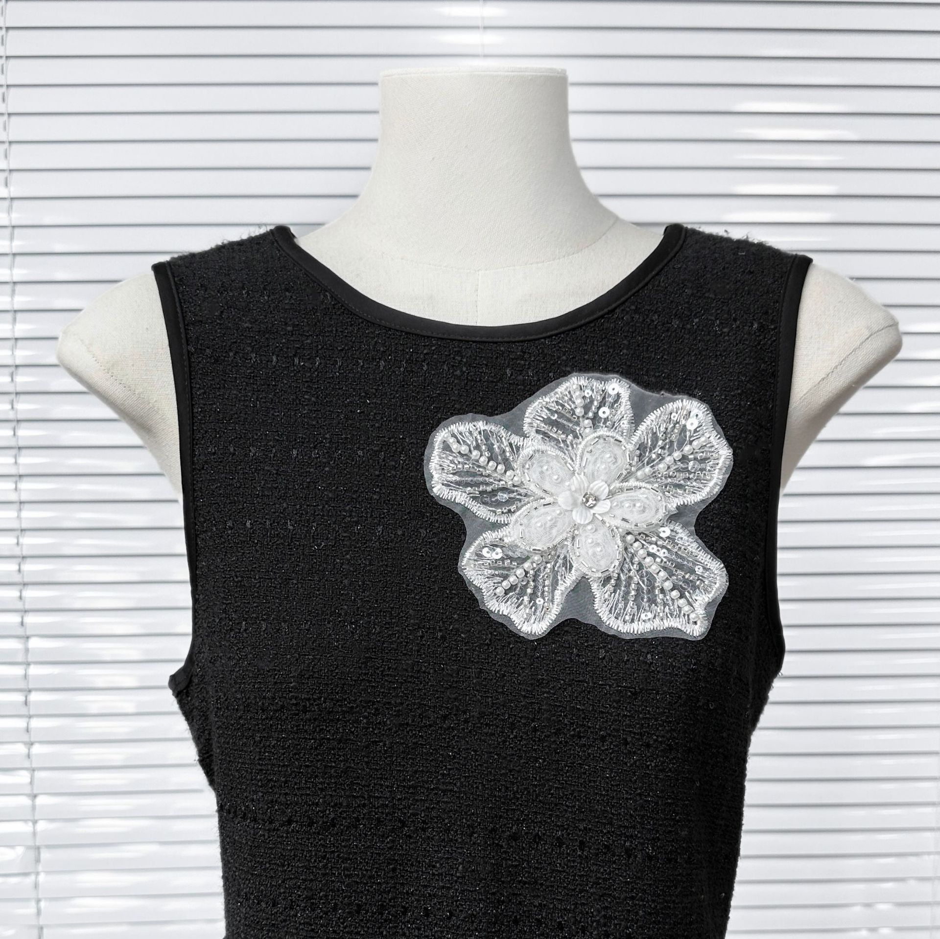 tela de tela de malla exquisita doble capa de encaje blanco parche de flores hecha a mano accesorios de joyería DIY accesorios de ropa accesorios de decoración