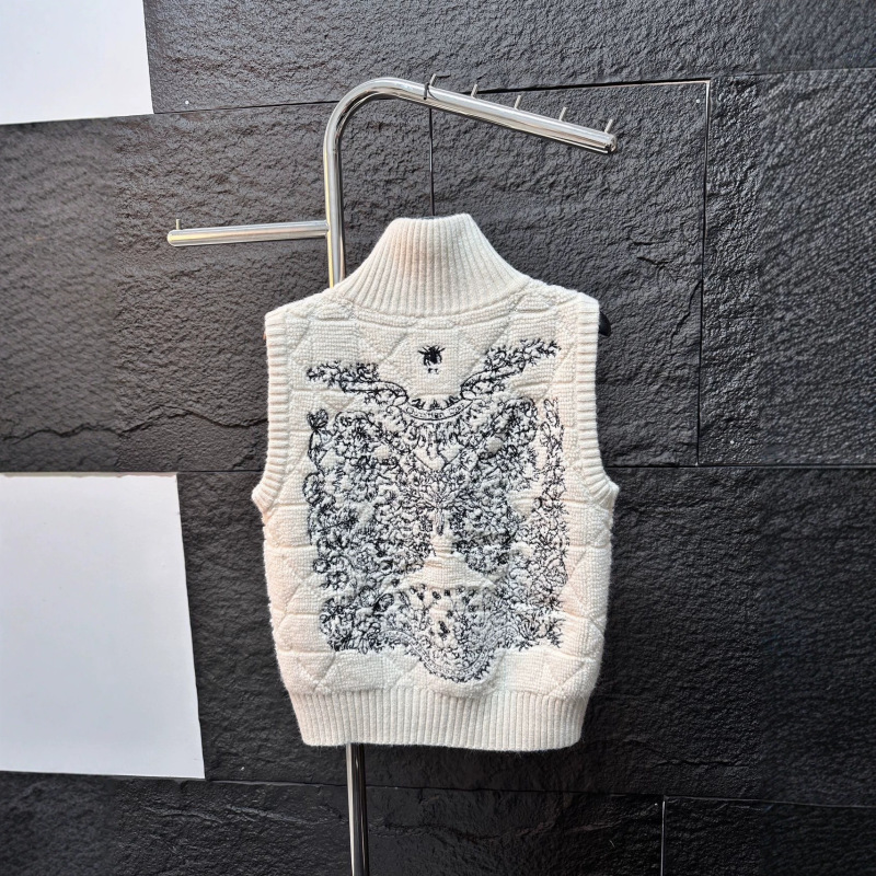 Shenzhen Nanyou goods ~ High-end D-brand 25 early autumn new model letter butterfly embroidery navy collar knitted cardigan