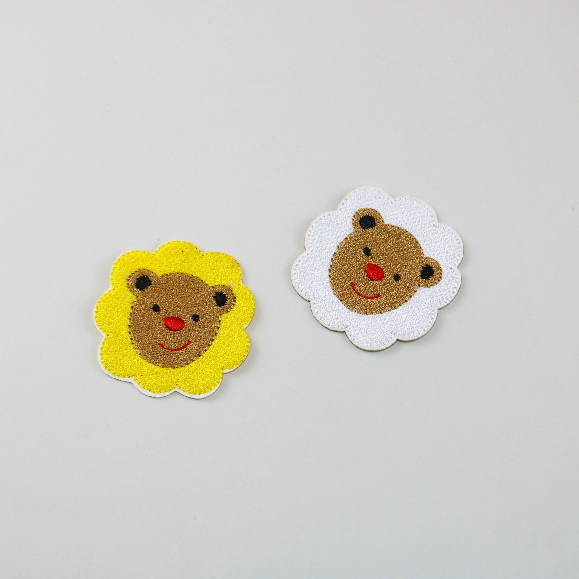 Animal dibujos animados bordado bordado pegatinas de tela pegatinas de espalda pegatinas de bordado de computadora pegatinas de ropa bolsas pegatinas de agujeros pegatinas de parche sello de tela decoración