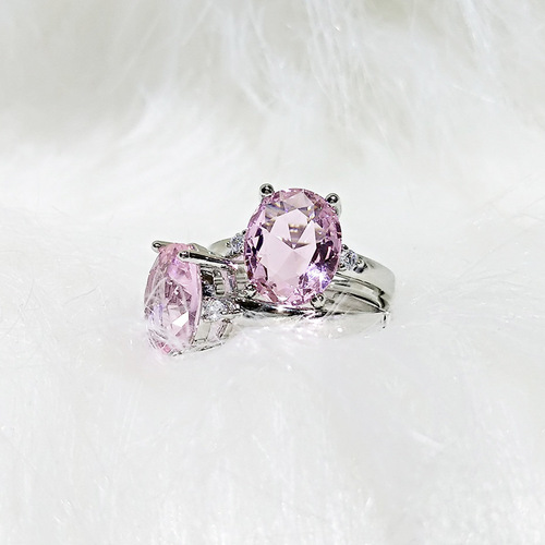 Source factory imitation Morgan pink crystal ring, European and American PT950 plated pink diamond ring, low luxury couple proposal diamond ring