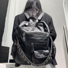 跨境专供女士时尚Y2K辣妹水洗做旧铆钉双肩包大容量多口袋单肩包