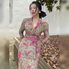 可立滃英国lylofficial设计师品牌曼陀罗花网纱裹身裙欲望显白女